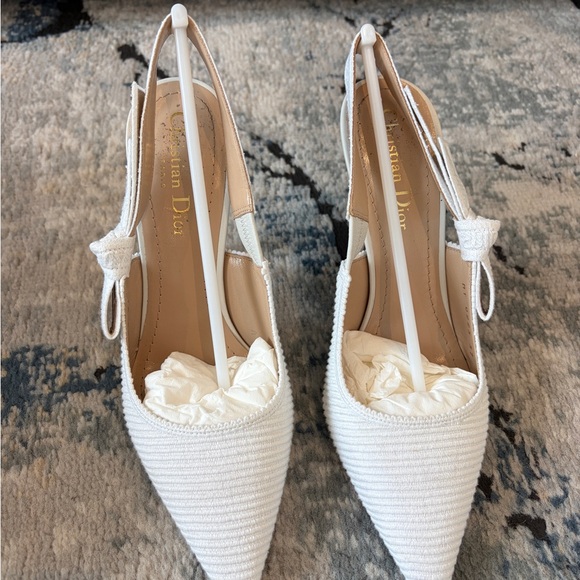 J’Adior sling back pump white cotton embroidery - Picture 11 of 15